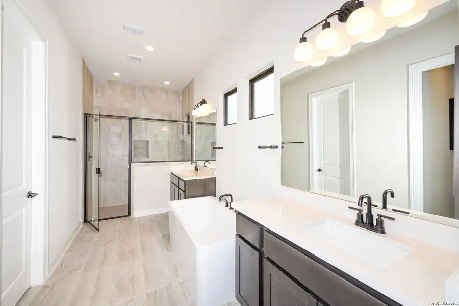 Furnished interior view inside a new home in Nolte Farms, Seguin (Image 7).