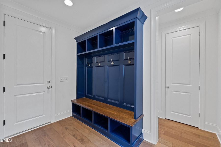 35-807 Crimson_7278 35-807 Crimson_7278