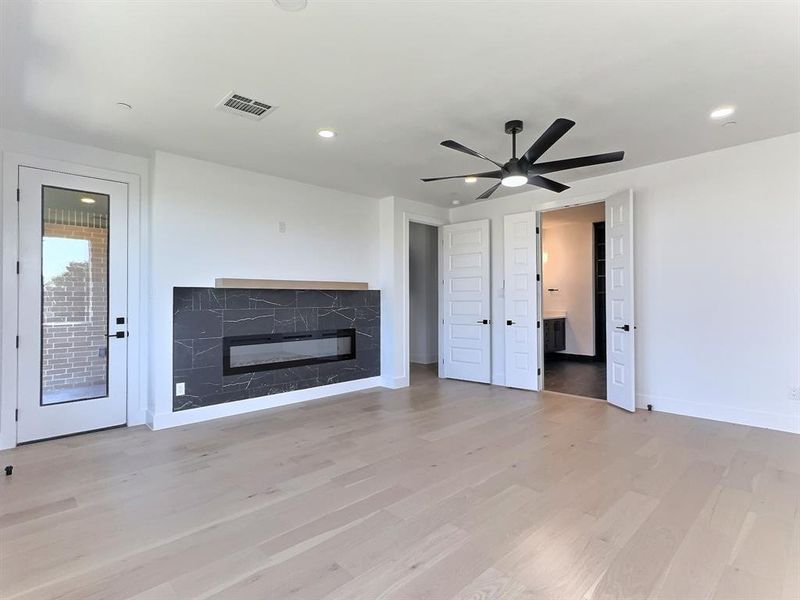 Spacious, unfurnished interior of a new home in , Fort Worth (Image 4). Spacious, unfurnished interior of a new home in , Fort Worth (Image 4).