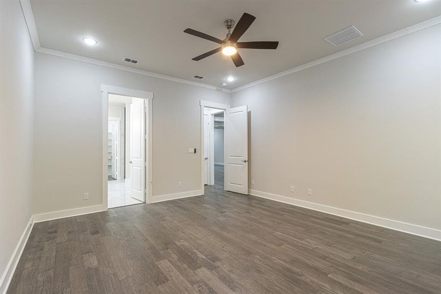 Spacious, unfurnished interior of a new home in , Tyler (Image 24).