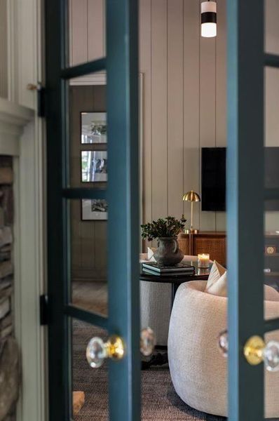 Close-up of interior finishes inside a home in , Jasper (Image 11).