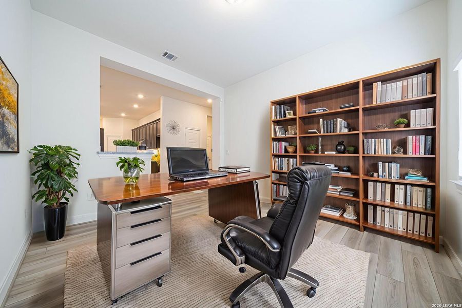 Furnished interior view inside a new home in Ladera - Laurel Hollow 60', San Antonio (Image 11).