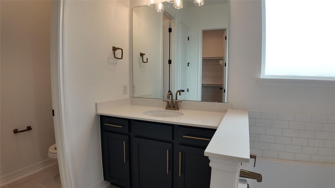 Furnished interior view inside a new home in Wildrye, Waller (Image 7).