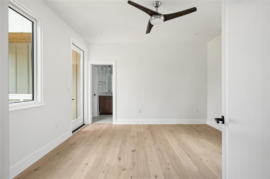 Spacious, unfurnished interior of a new home in , Austin (Image 13).
