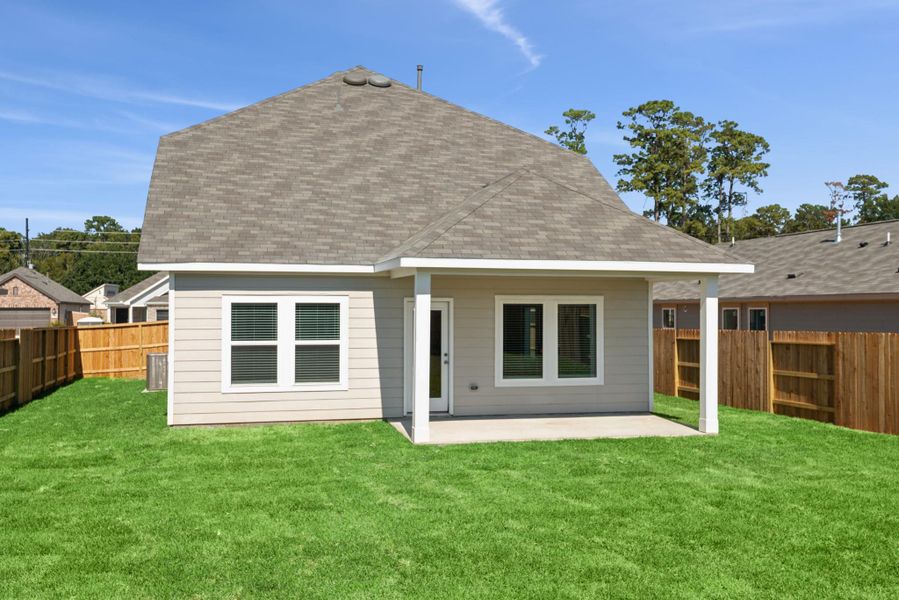 Exterior details and patio area of a home in Indian Springs, Crosby (Image 2).