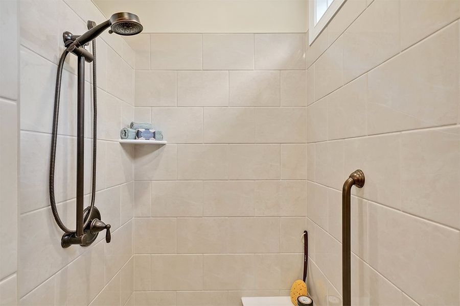 Grace Bay, Master Bathroom