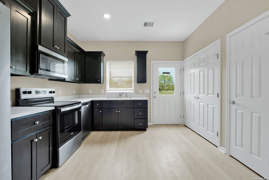 Furnished interior view inside a new home in , San Antonio (Image 7).