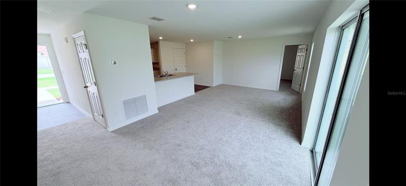 Spacious, unfurnished interior of a new home in Palm Coast, Palm Coast (Image 6).