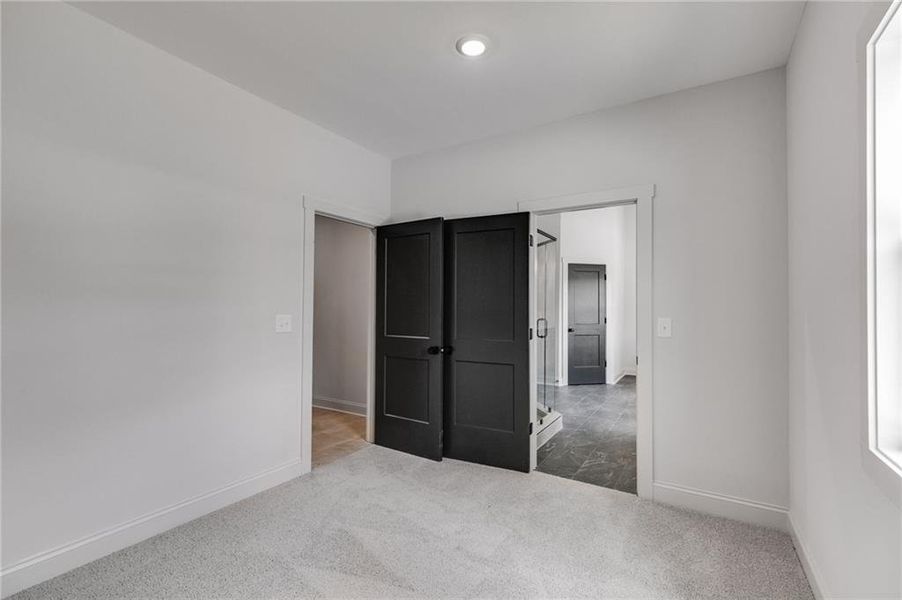 Spacious, unfurnished interior of a new home in The Meadows at Lake Circle, Buchanan (Image 34).