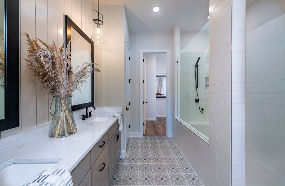 Harrison Home Design Owner's Bath