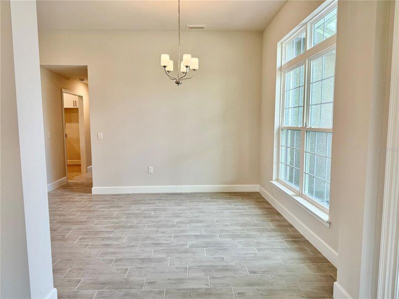 Spacious, unfurnished interior of a new home in South Gulf Cove, Port Charlotte (Image 22).