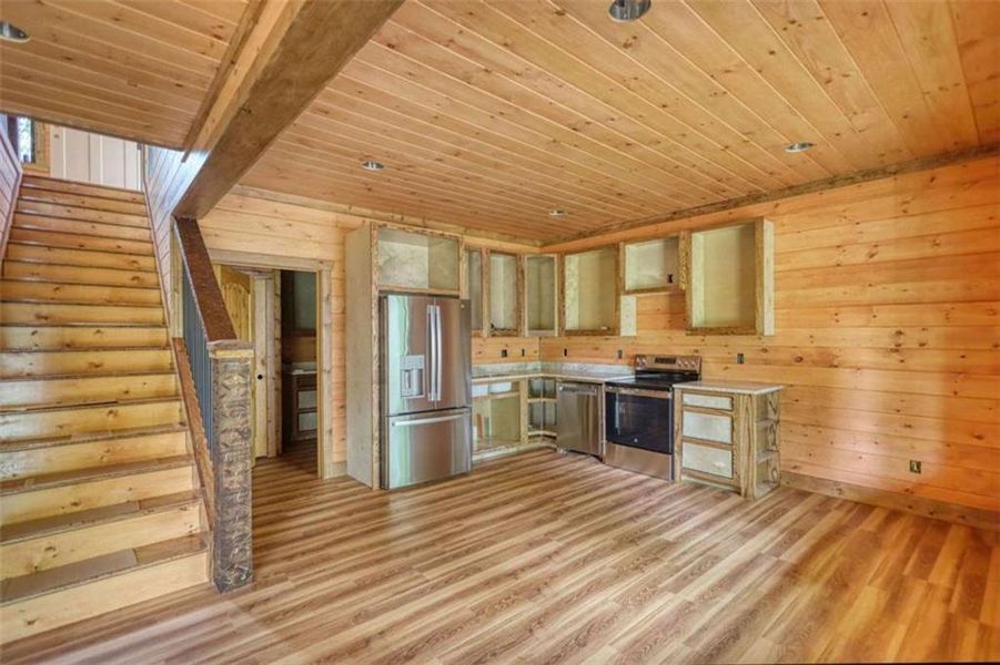 Image 79 of a home in .