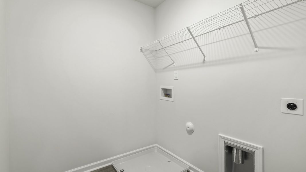 Spacious, unfurnished interior of a new home in Baymeade, Lexington (Image 24).