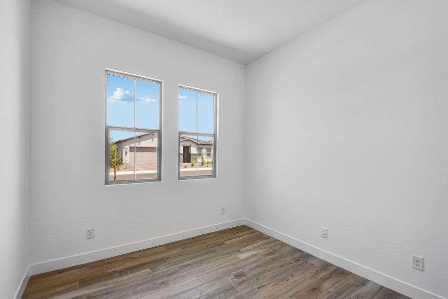 Spacious, unfurnished interior of a new home in Estrella, Goodyear (Image 20).