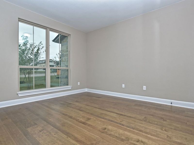 Representative unfurnished interior of a home built from the Madera II by Giddens Homes in Scofield Farms Estates, Georgetown (Image 415).