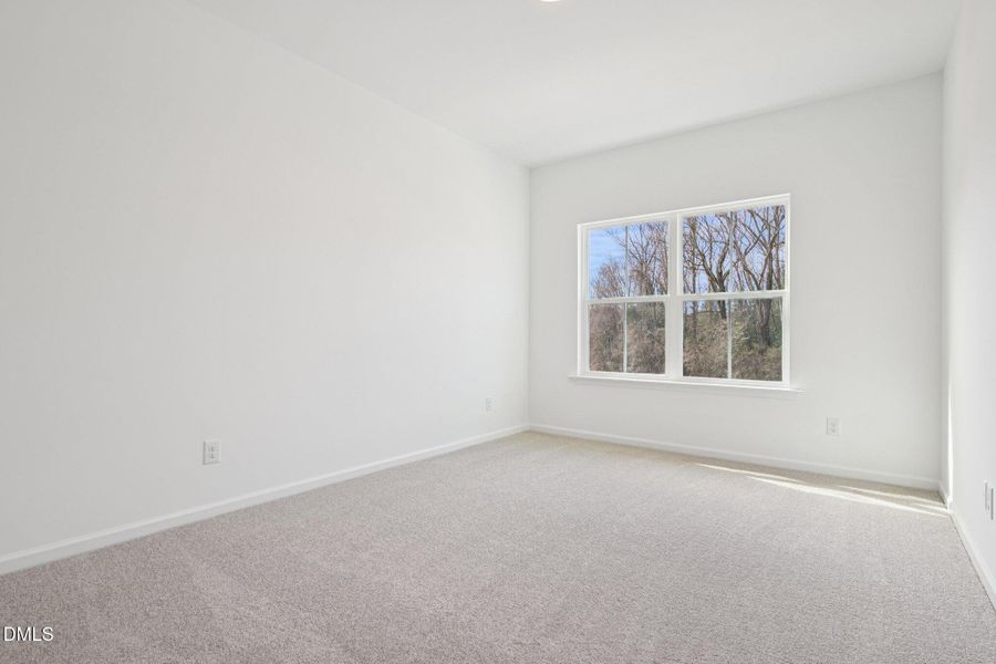 28-web-or-mls-Ken Dr-S2402-028