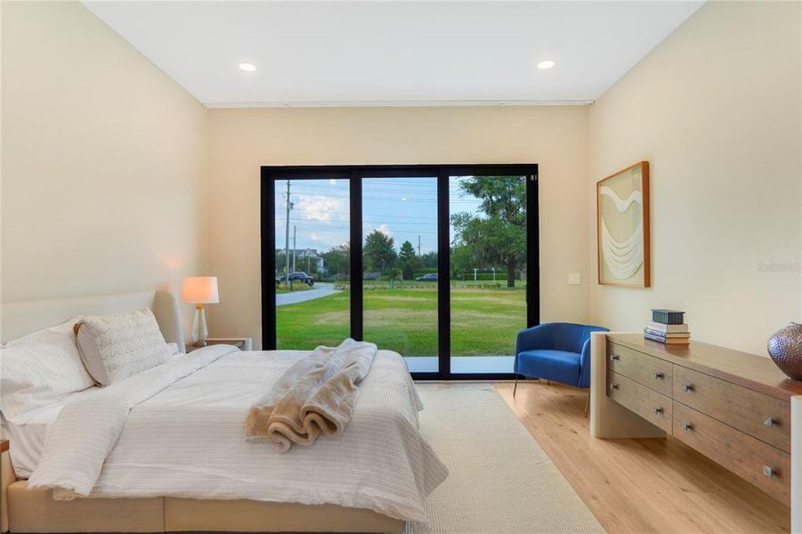 Furnished interior view inside a new home in , Windermere (Image 60).