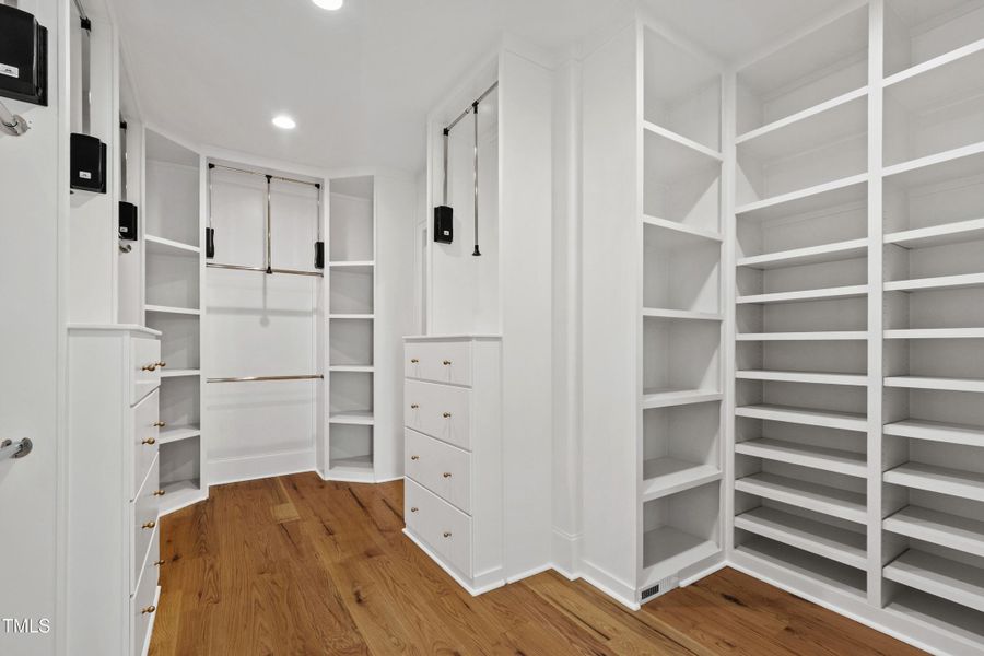 Tanbark (49) Tanbark (49)