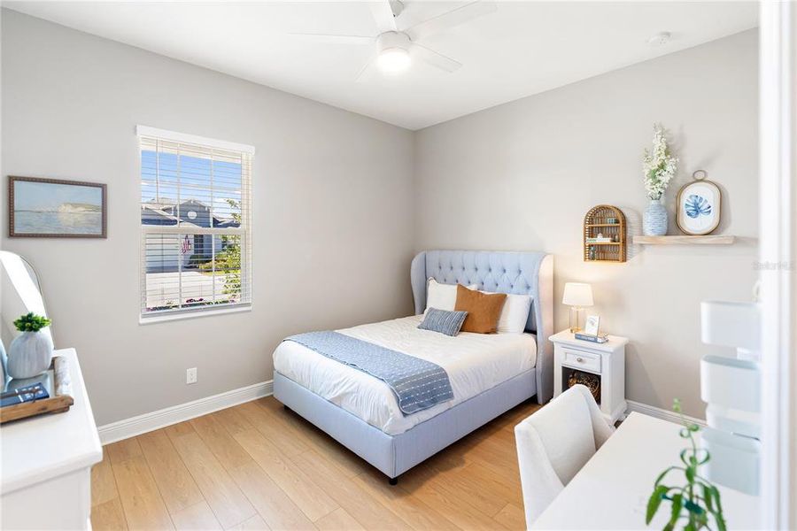 Furnished interior view inside a new home in Canoe Creek, Parrish (Image 39). Furnished interior view inside a new home in Canoe Creek, Parrish (Image 39).