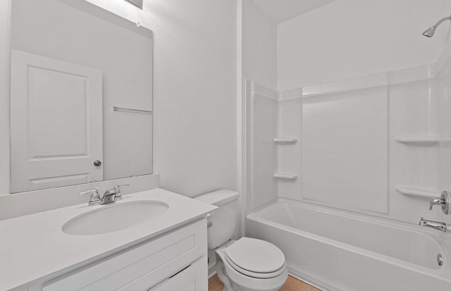 Furnished interior view inside a new home in Alto, San Marcos (Image 10).