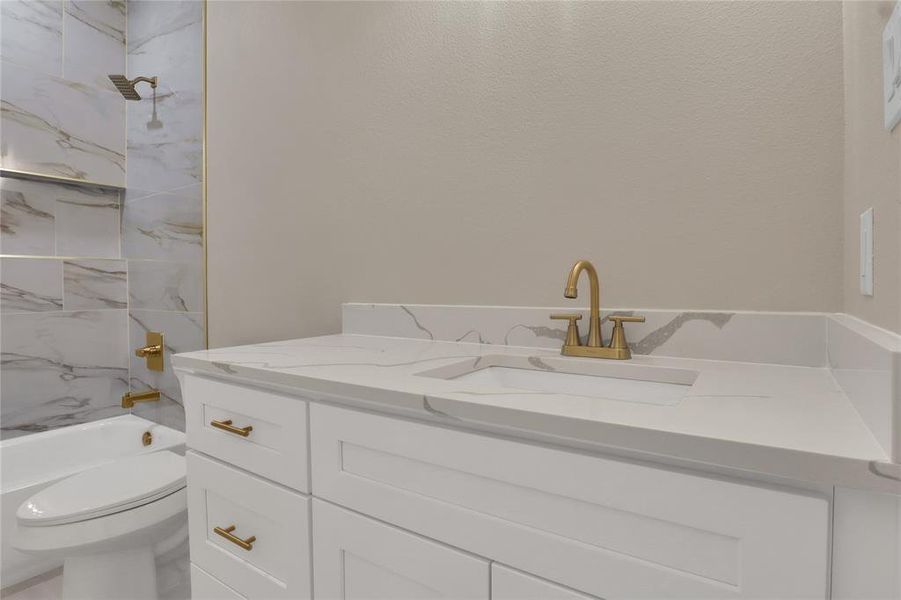 Close-up of interior finishes inside a home in , Granbury (Image 13).