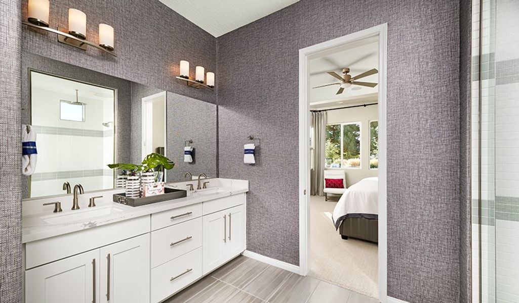 Daniel-L21D-ThunderBluffAtArtesia Owner's Bathroom