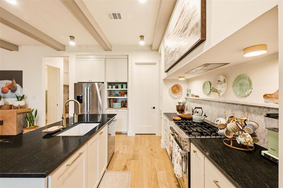 Furnished interior view inside a new home in , Aledo (Image 21).