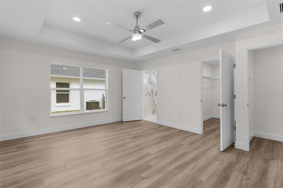 Spacious, unfurnished interior of a new home in , Summerfield (Image 21).
