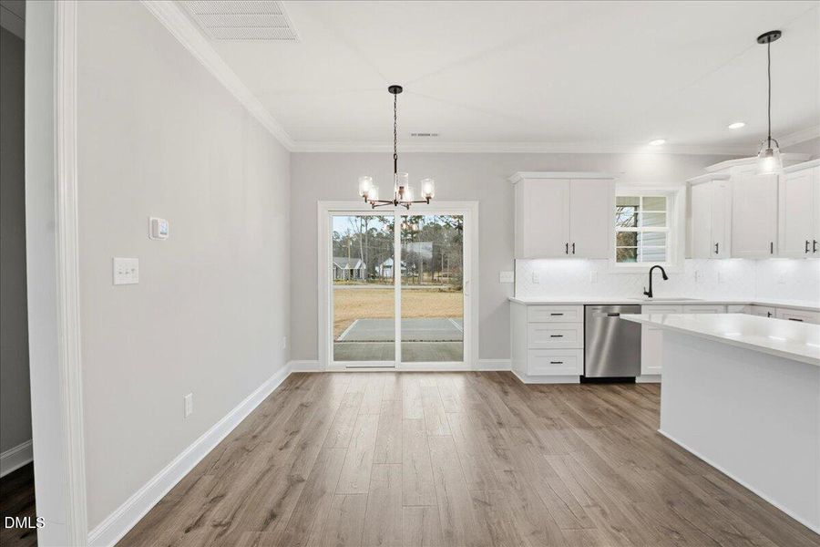 17-1381 Scarlet Oak Roa-17