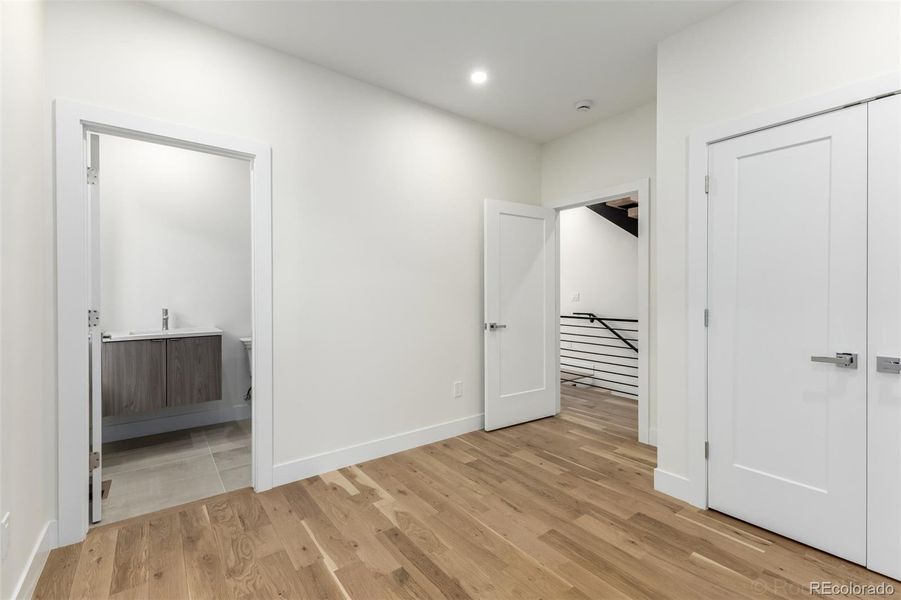 Spacious, unfurnished interior of a new home in , Denver (Image 26).