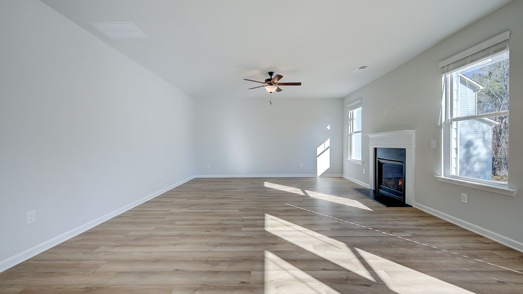 Representative furnished interior of a home built from the Ridgewood by DRB Homes in Kingston, Locust Grove (Image 12).