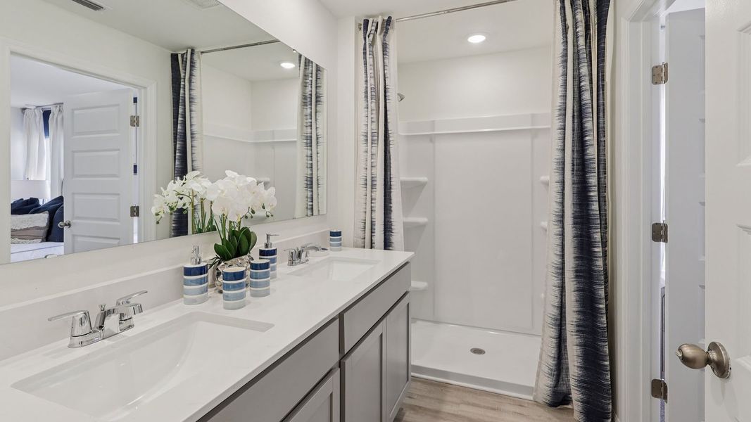 Furnished interior view inside a new home in Millstone, Lakeland (Image 15).