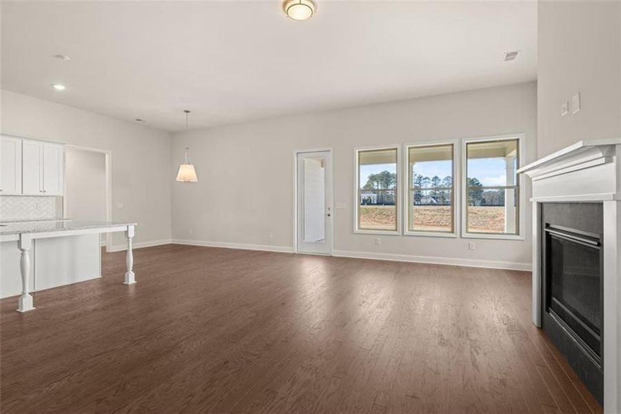 Spacious, unfurnished interior of a new home in Soleil Summit Chase, Snellville (Image 39).