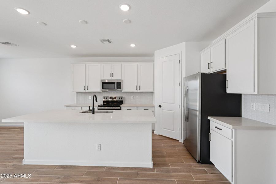 14-web-or-mls-La Senda Dr W-S2007-014 14-web-or-mls-La Senda Dr W-S2007-014