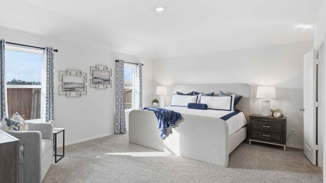 Furnished interior view inside a new home in Blaire Lake, Tyler (Image 13).