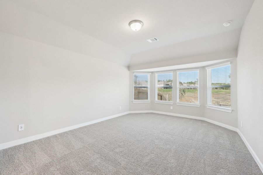 Spacious, unfurnished interior of a new home in Landing Meadows - Traditional Series, New Caney (Image 15).