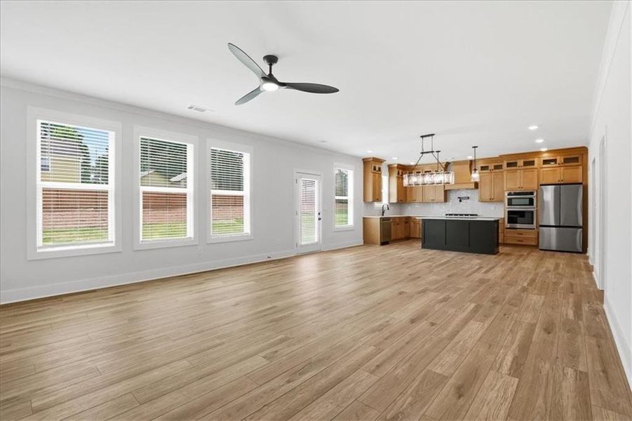Spacious, unfurnished interior of a new home in , Lawrenceville (Image 52).