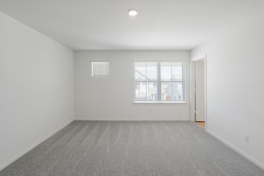 Spacious, unfurnished interior of a new home in Canyon Ranch, Jarrell (Image 7).