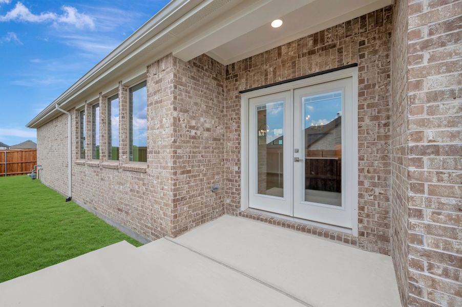 Exterior details and patio area of a home in Talia – Cottage Series, Mesquite (Image 3). Exterior details and patio area of a home in Talia – Cottage Series, Mesquite (Image 3).