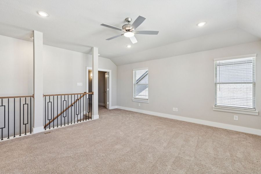 Spacious, unfurnished interior of a new home in Painted Tree Woodland West, McKinney (Image 32).