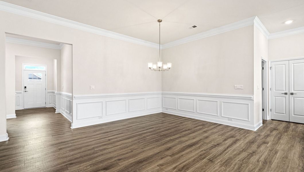 Spacious, unfurnished interior of a new home in Williams Ridge, Woodruff (Image 19).