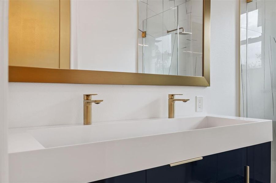 Close-up of interior finishes inside a home in , Hudson (Image 20).