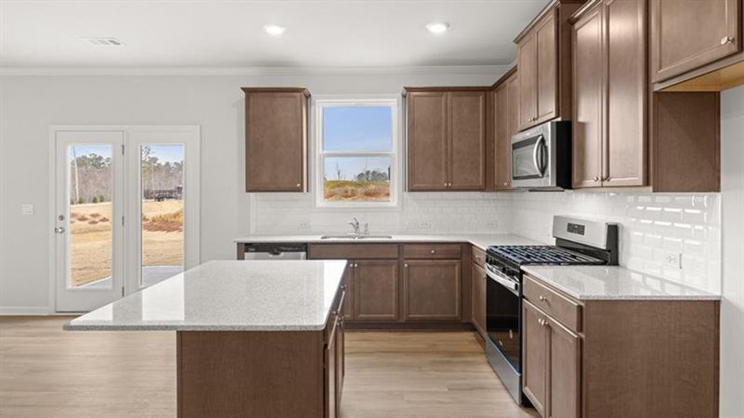 Furnished interior view inside a new home in , Dallas (Image 7).