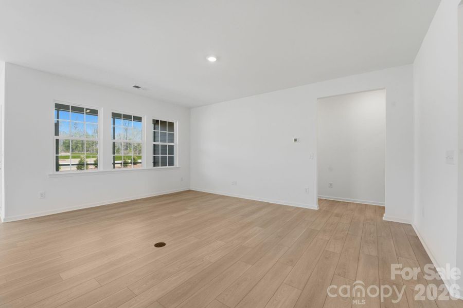 Spacious, unfurnished interior of a new home in Roselyn, Lancaster (Image 24).