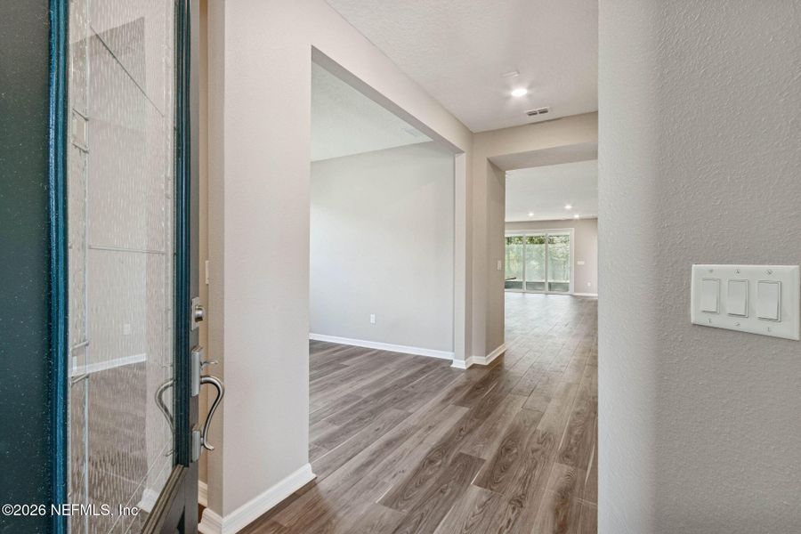 Spacious, unfurnished interior of a new home in Del Webb Wildlight, Wildlight (Image 19).