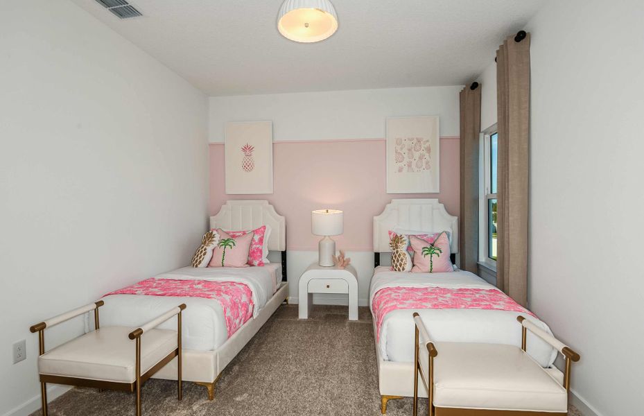 Representative furnished interior of a home built from the Merlot Grand by Pulte Homes in Two Rivers, Zephyrhills (Image 18).