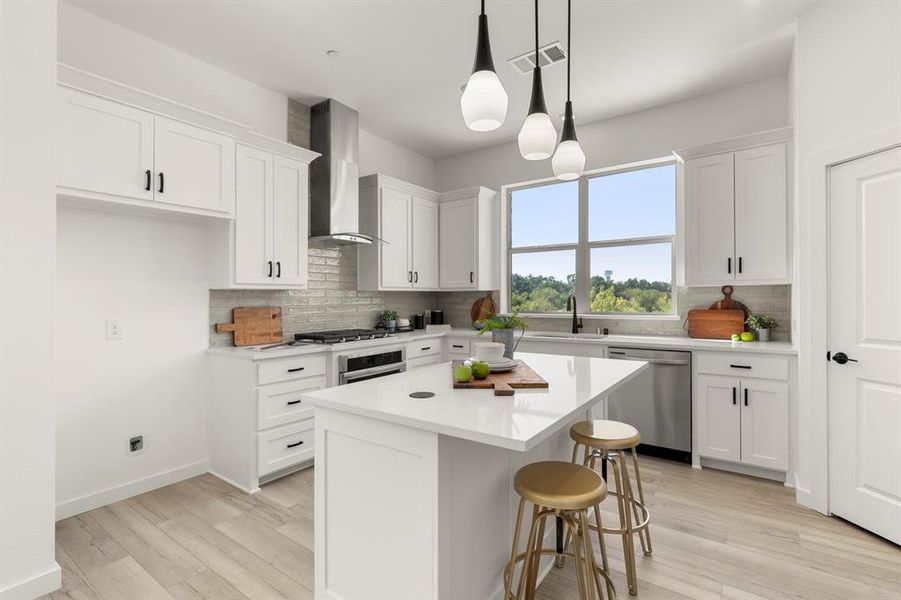 12. 12612 Audubon - Kitchen (2)