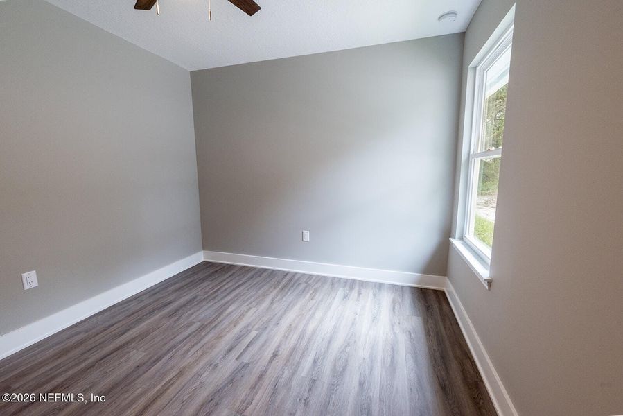 Spacious, unfurnished interior of a new home in , Florahome (Image 47).