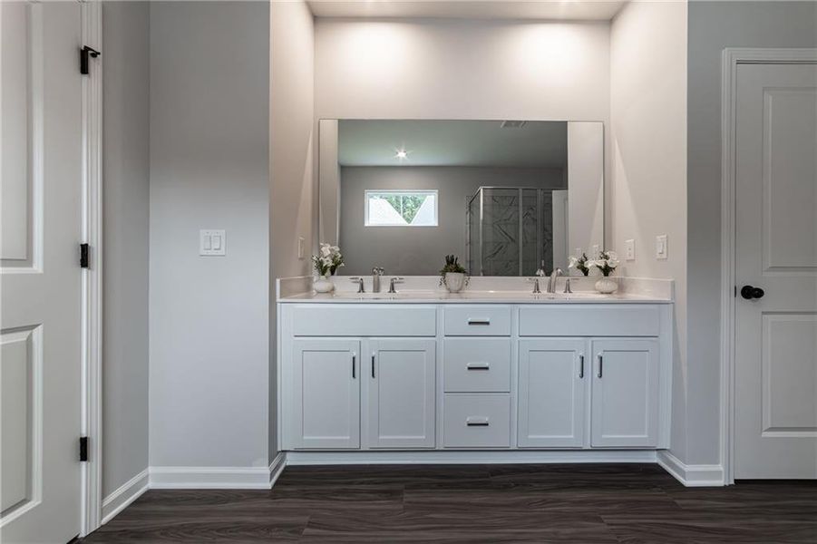 Image 75 of a home in .