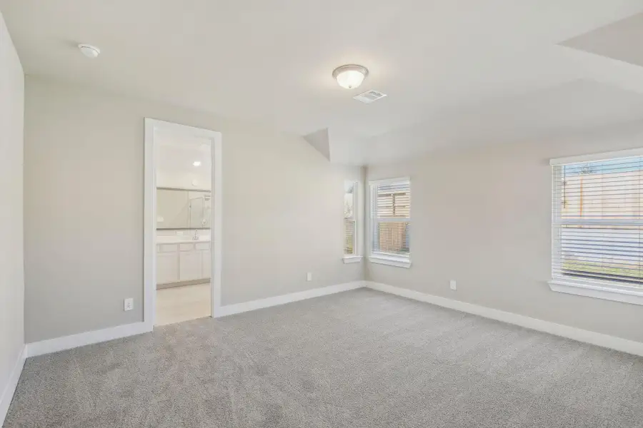 Photo is not of the actual home but is an inspirational photo of builder’s model home and may depict options, furnishings, and/or decorator features that are not included.